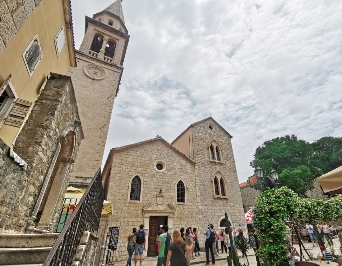 budva_old_town_(c)_hazal_sahin_hazalishere_wordpress_com.jpg